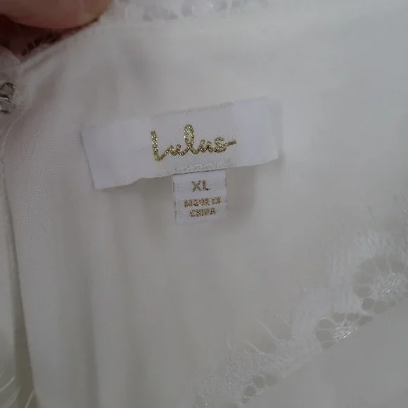 Lulus Marcelyn Maxi Dress Womens XL White Pleated V-Neck Cold-Shoulder Back Zip - Picture 5 of 9